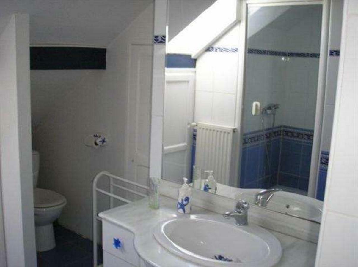 Chambre D'Hotes Bleue Saint-Nicolas-de-la-Grave Exterior photo